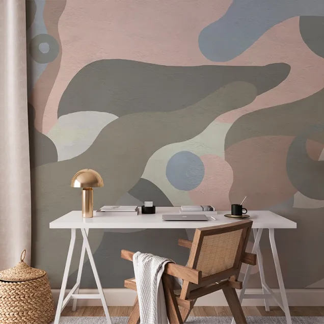 Tapet cu design geometric abstract in nuante de gri, maro, roz, albastru si verde