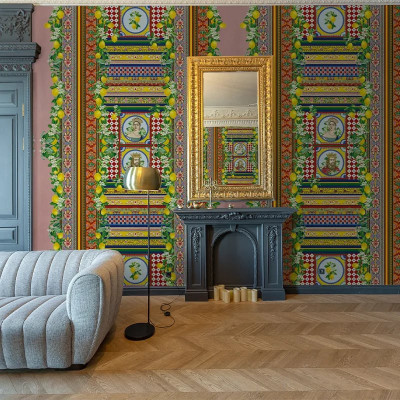 Tapet personalizat cu design floral și citrice într-un interior decorat