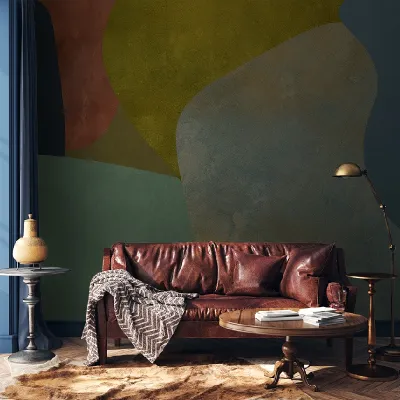 Tapet abstract cu forme geometrice în nuanțe de verde, maro și auriu, perfect pentru living, dormitor sau birou.