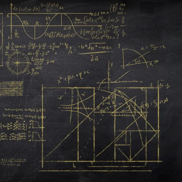 Tapet geometric cu formule matematice, in culori aurii, pe fond negru