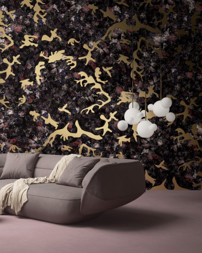 Tapet abstract modern cu flori de culoare inchisa si accente de auriu