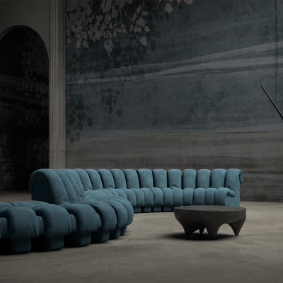 Tapet cu design minimalist, cu accente organice, in nuante de gri si albastru, perfect pentru livingul tau.