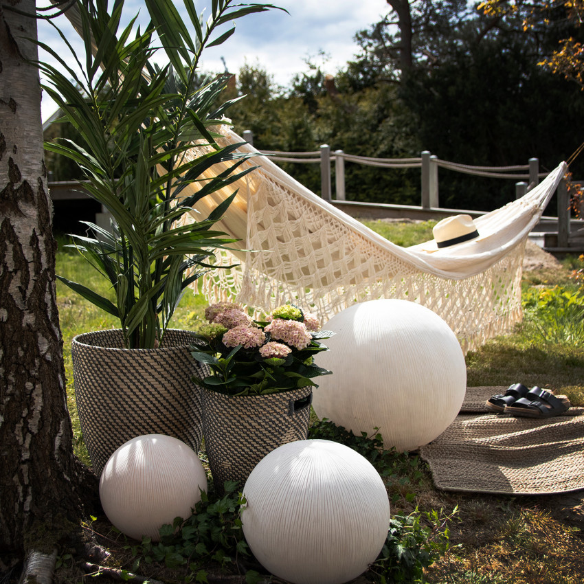 Iluminat Exterior Globen GLO-990. Culoare: Alb/Nisipiu; Material: Plastic