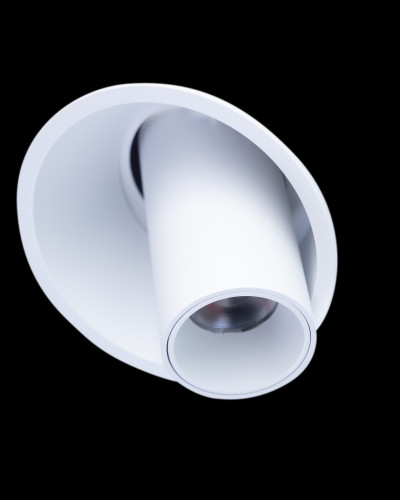 Iluminat Lyset LY57-10RECW. Conține culorile: