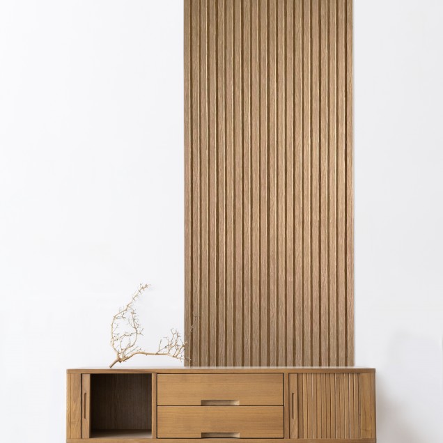 Panou decorativ riflat 3D stejar auriu în dormitor modern