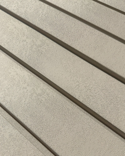 Profil dreapta riflat Moonlight Grey integrat intr-un design interior modern