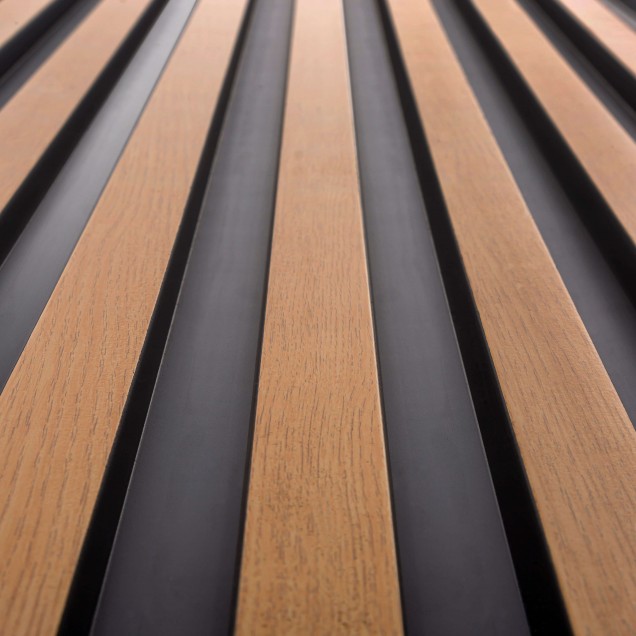 Panou decorativ riflat 3D cu aspect de stejar clasic