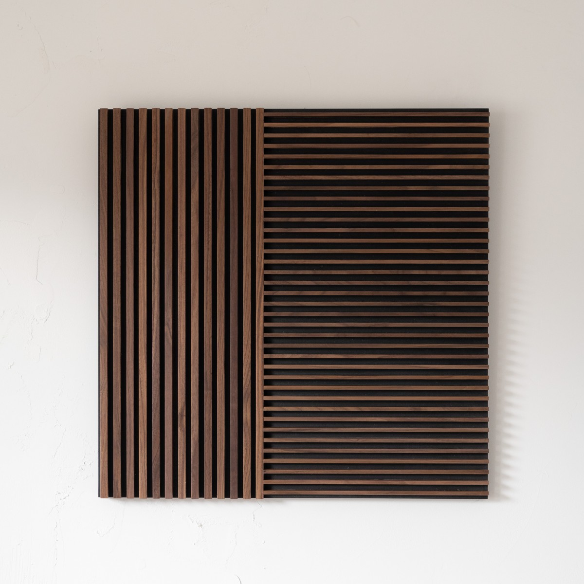 Panouri decorative Pladec PLD-PL80-001A-walnut. Conține culorile: