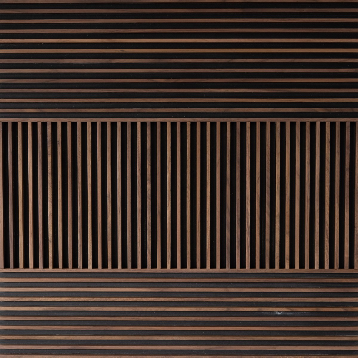 Panouri decorative Pladec PLD-PL80-001C-walnut. Conține culorile: