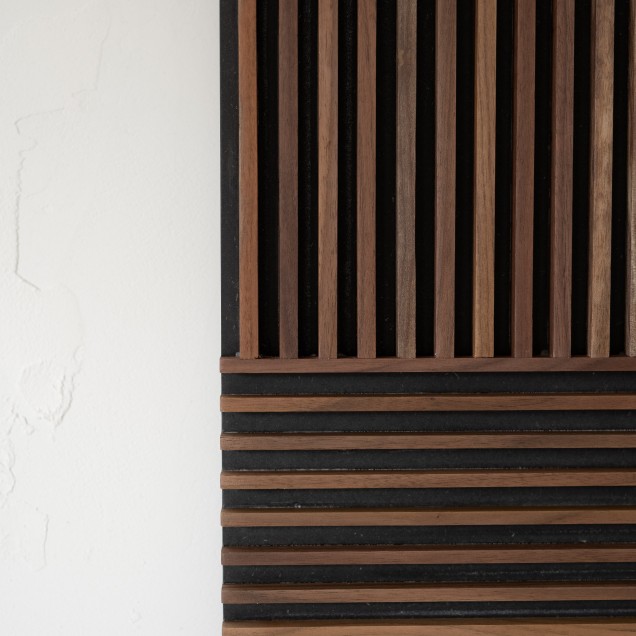 Panouri decorative Pladec PLD-PL80-001D-walnut. Conține culorile: