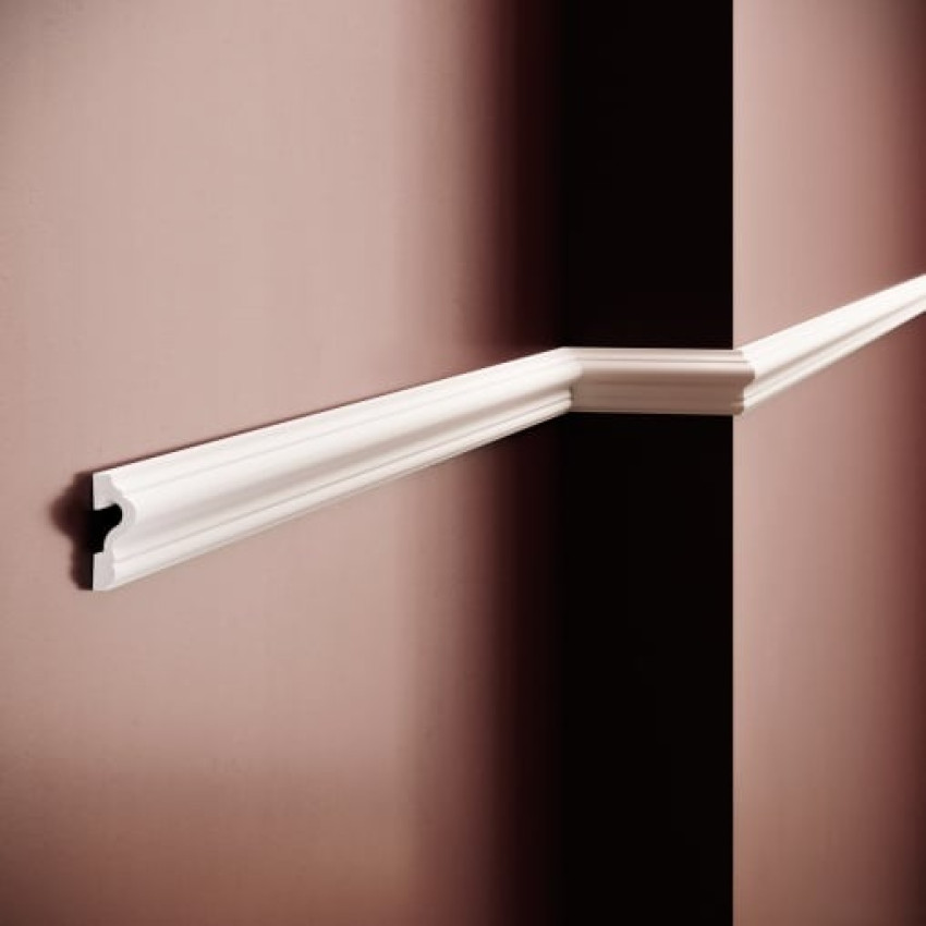 Brau decorativ din polimer rigid, montat pe perete