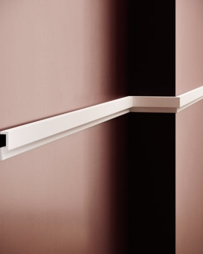 Brau decorativ din polimer rigid, alb, montat pe perete