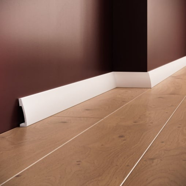 Brau decorativ din polimer rigid montat pe perete