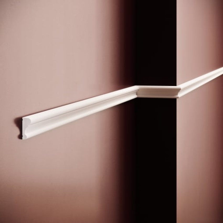 Brau decorativ din polimer rigid pentru perete