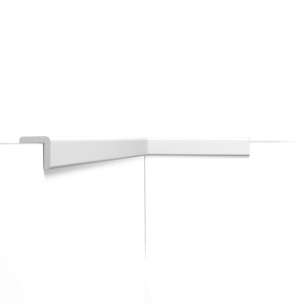 Cornisa decorativa alba aplicata pe perete albastru