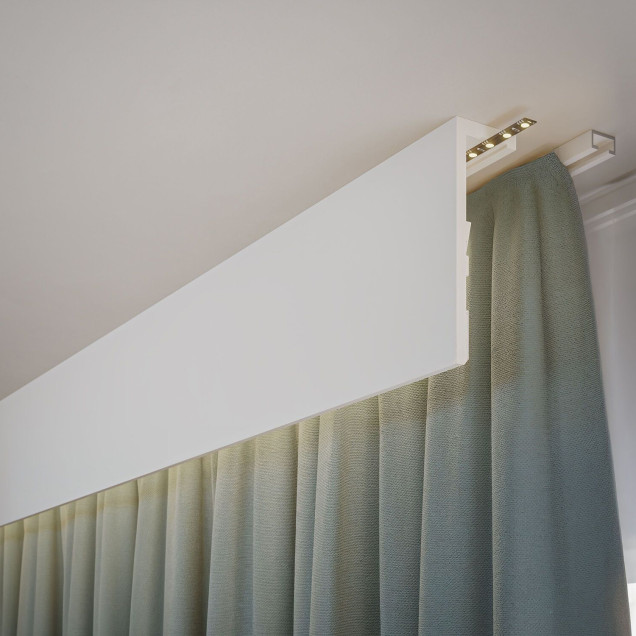 Cornișă decorativă albă pentru tavan