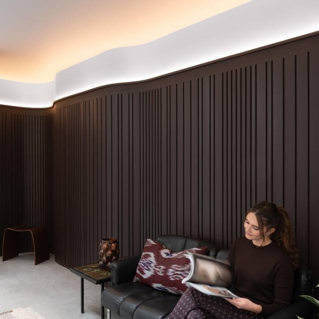 Panou decorativ riflat 3D alb