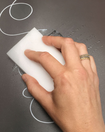 Burete magic pentru curățarea tapetului magnetic și a tablei