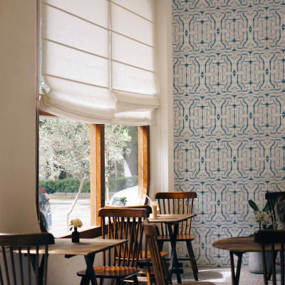 Tapet lavabil cu design geometric abstract, in nuante de albastru si gri