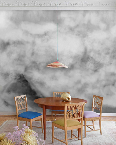 Tapet lavabil cu design elegant si modern, cu model subtil de nori gri pe un fond alb
