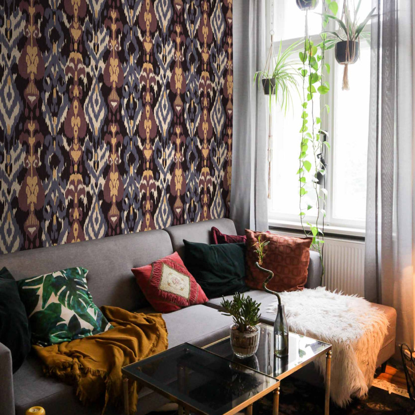Tapet Uzbek Lilac, cu un design elegant, inspirat de cultura Uzbekă.