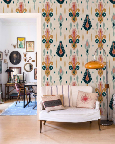 Tapet lavabil Sumba Cream, design inspirat din motivele tradiționale ikat.