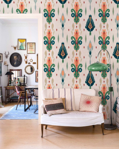Tapet lavabil Sumba Green cu model inspirat din tradiția ikat.