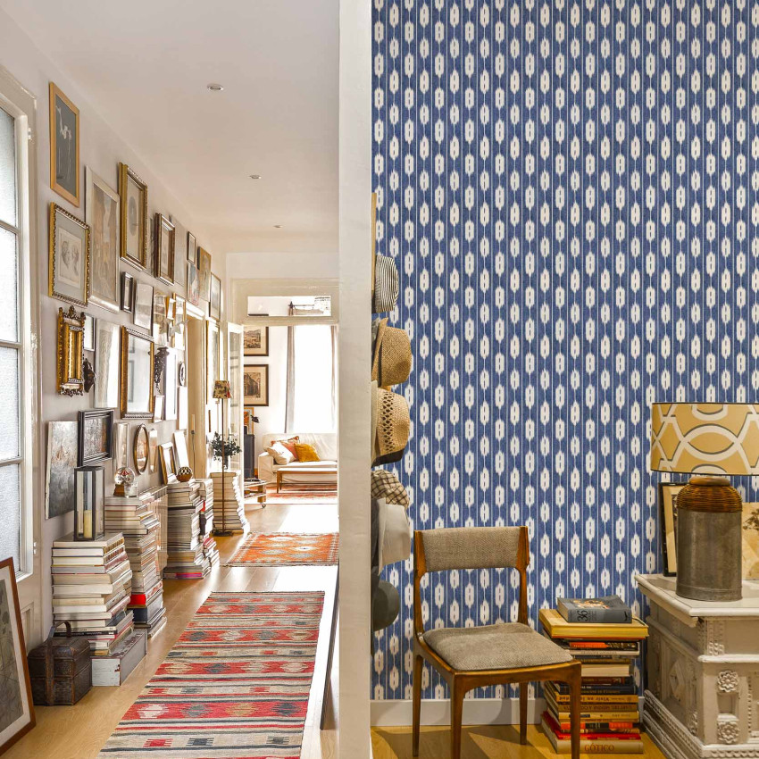 Tapet lavabil Llengües Blue - design modern, nuante albastru si alb, model geometric.