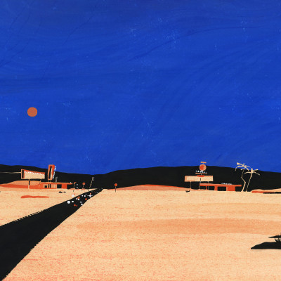 Tapet lavabil Road Trip, Blue, cu design minimalist, infatisand o panorama de desert si o soare rosie in apus.