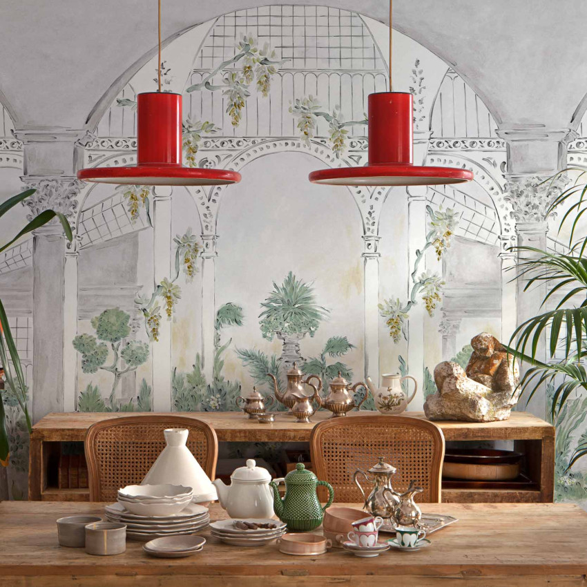 Tapet cu design elegant cu arcuri, coloane si plante verzi delicate, perfect pentru a crea o atmosfera relaxanta si eleganta