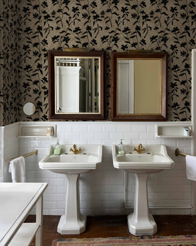 Tapet baie cu design floral abstract