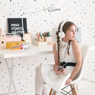 Tapet decorativ modern cu puncte negre și roz pastelate - Confetti Soft Black