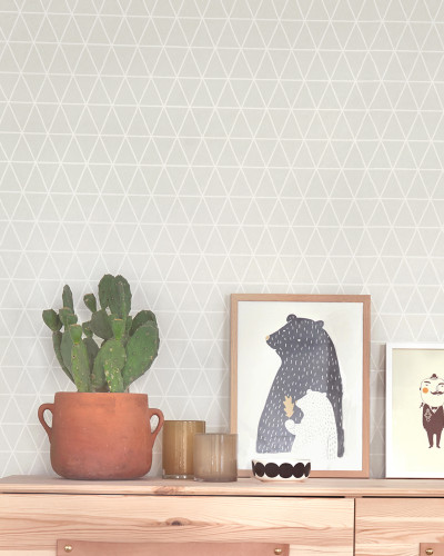 Tapet modern gri cu triunghiuri delicate