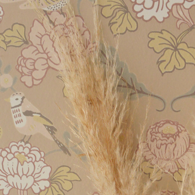 Tapet floral, June, Honey Beige, cu un design delicat și elegant