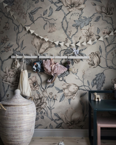 Tapet floral cu flori delicate în tonuri pastelate
