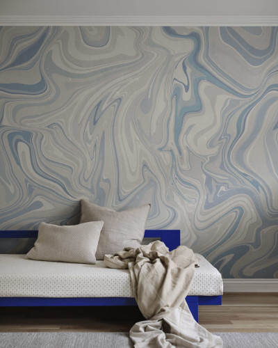 Klint, Misty Blue cu design abstract în nuanțe de albastru și gri.