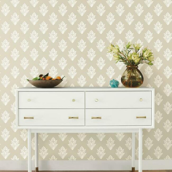 Lotus Motif, in/alb, York Wallcoverings, 5.6mp / rola