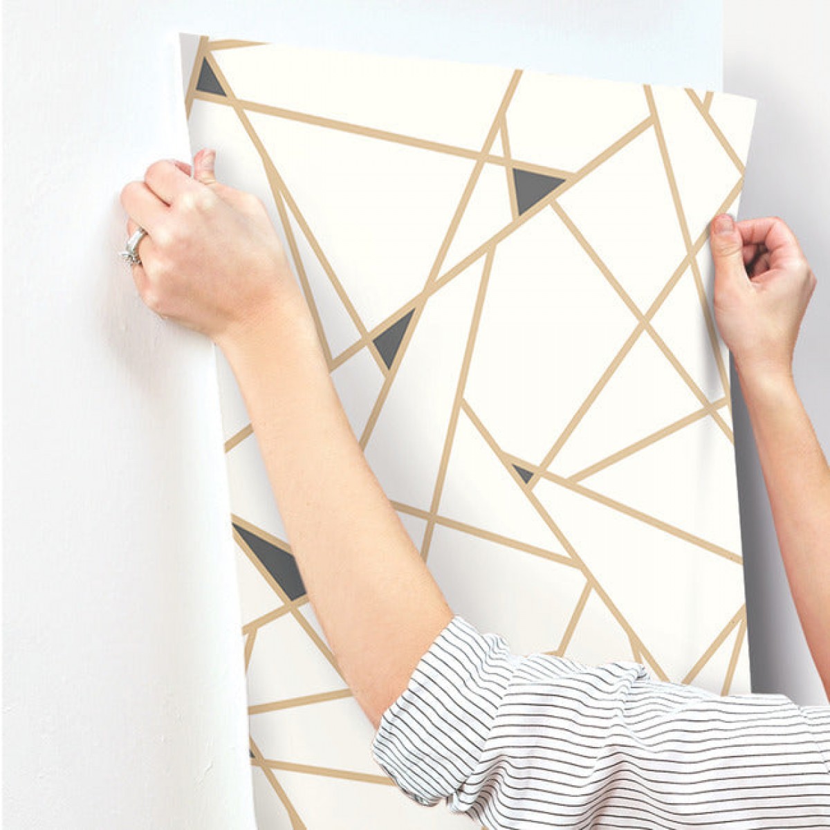 Tapet York Wallcoverings YORK-RY2702. Conține culorile: