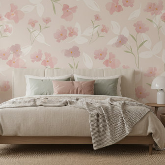 Dormitor modern, luminos, decorat cu tapet floral personalizat Spring Watercolor Bloom, având flori roz acuarelă și frunze verzi pe fundal crem. Pat bej, noptiere din lemn și covor rotund din iută, creând o atmosferă calmă și primitoare.