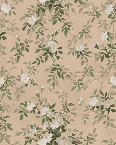 Tapet floral cu flori si frunze in nuante de piersica si verde pe un fundal cald, prezentat intr-un living modern.