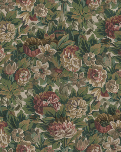 Tapet cu un design floral bogat, predominant verde și roșu, aplicat pe pereții unei bucătării moderne