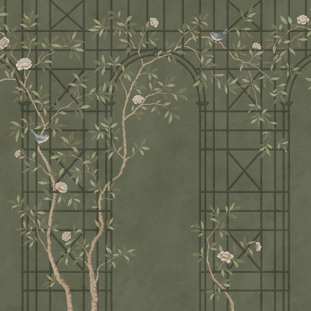Tapet Chinoiserie cu design de pergolă verde, flori și păsări, într-un living modern.