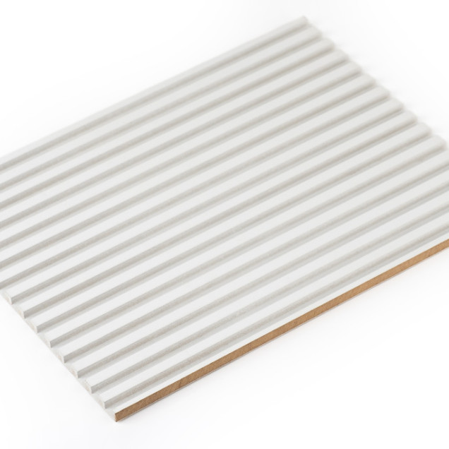 Panou decorativ flexibil canelat din MDF grunduit alb, profil Tempo