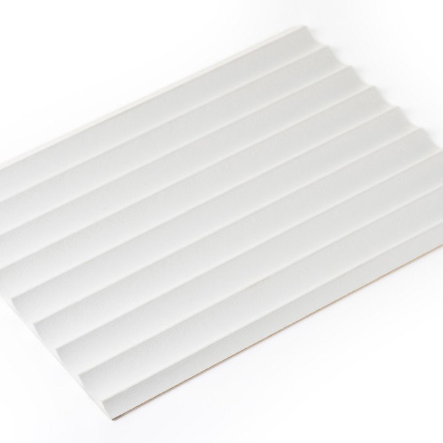 Panou decorativ flexibil canelat din MDF grunduit alb, profil Legato