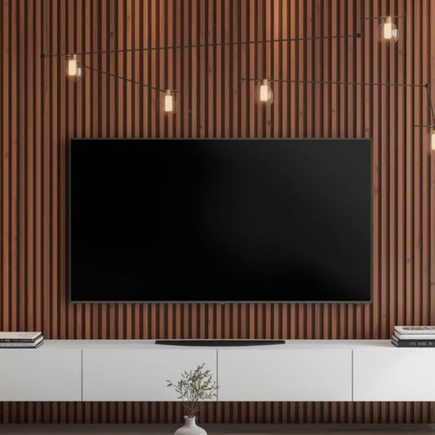 Riflaj decorativ WPC Walnut montat pe perete