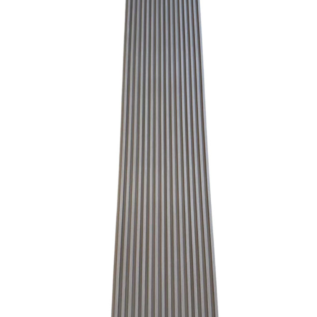 Riflaj decorativ WPC Grey Oak montat pe perete