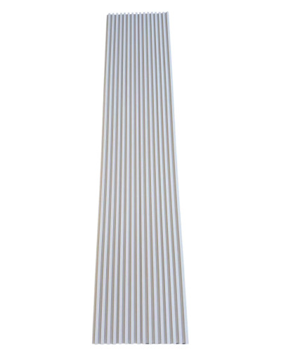 Riflaj decorativ WPC Frost White montat pe perete