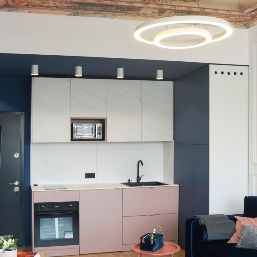 Tapet cu design clasic, Beyond Us, pentru tavan